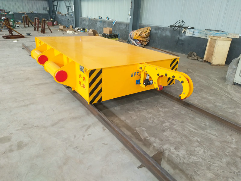 32 ton trolley verbonden met de tractor