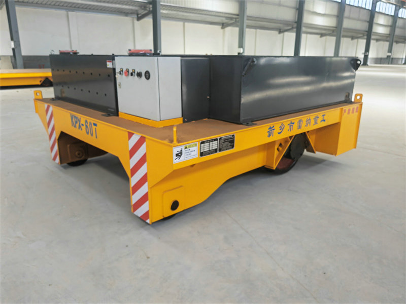 60 ton zware industriële vrachtwagen