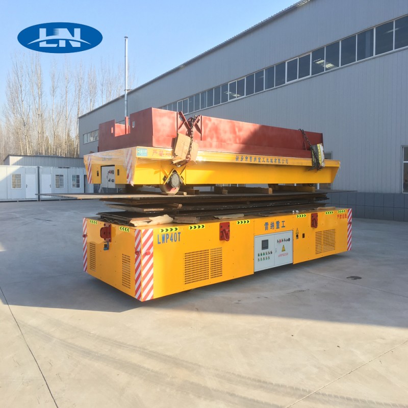 Hoe een trackless elektrische transferwagen werkt